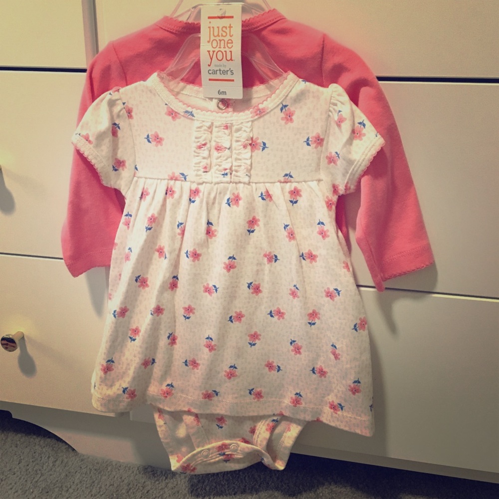 Baby girl 2-Pc romper and cardigan set